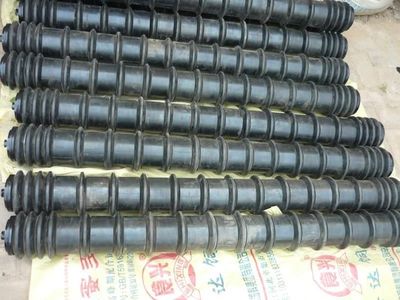 專業輸送機托輥生產廠家解析 為什么選擇正規電話采購？